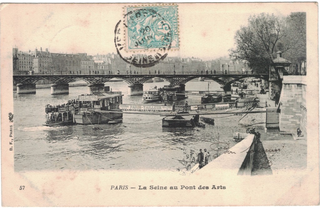 Pont des Arts et bateaux parisiens | Parisian Fields